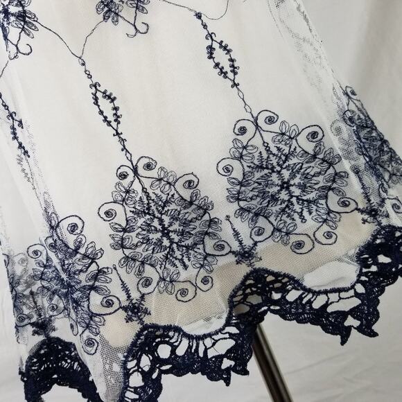 Lavish Blue White Sleeveless Tank Mesh Lined Embroidery Top Shirt Size S - Picture 7 of 10